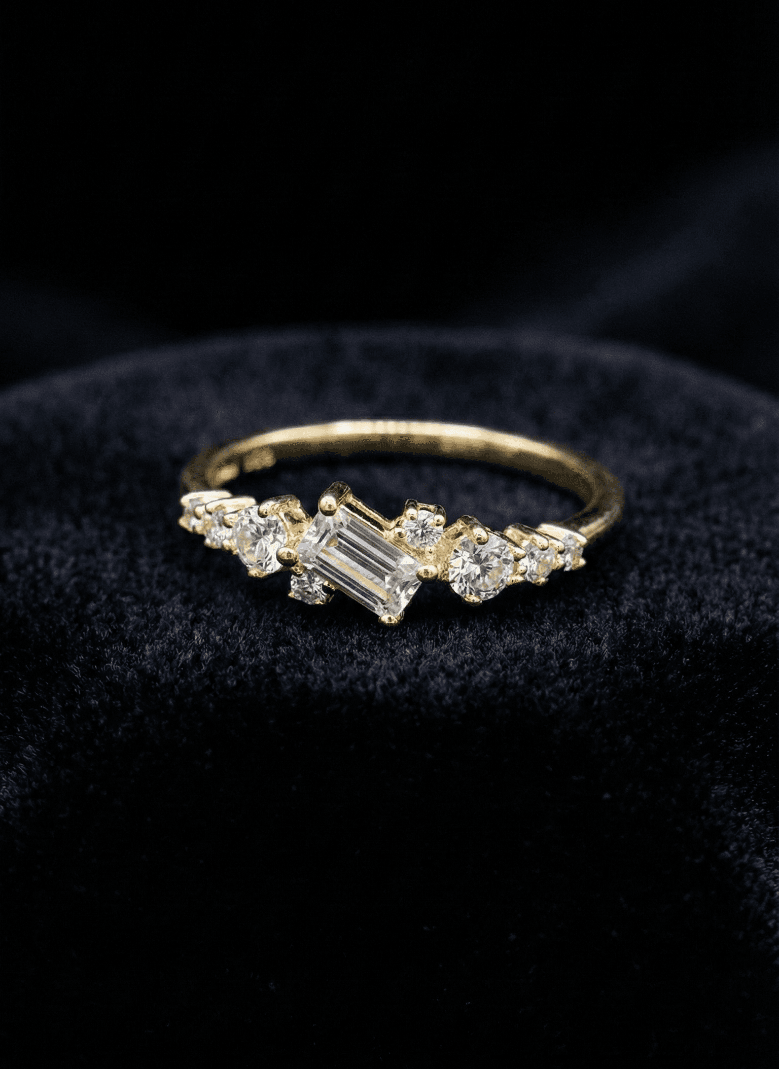 Bague Escalier, Or 9K · Cristal de synthèse, Maison Clara Rosae