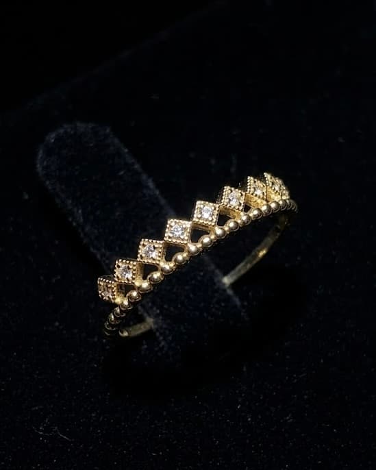 Bague Couronne, Or jaune 9K · Cristal de synthèse, Maison Clara Rosae