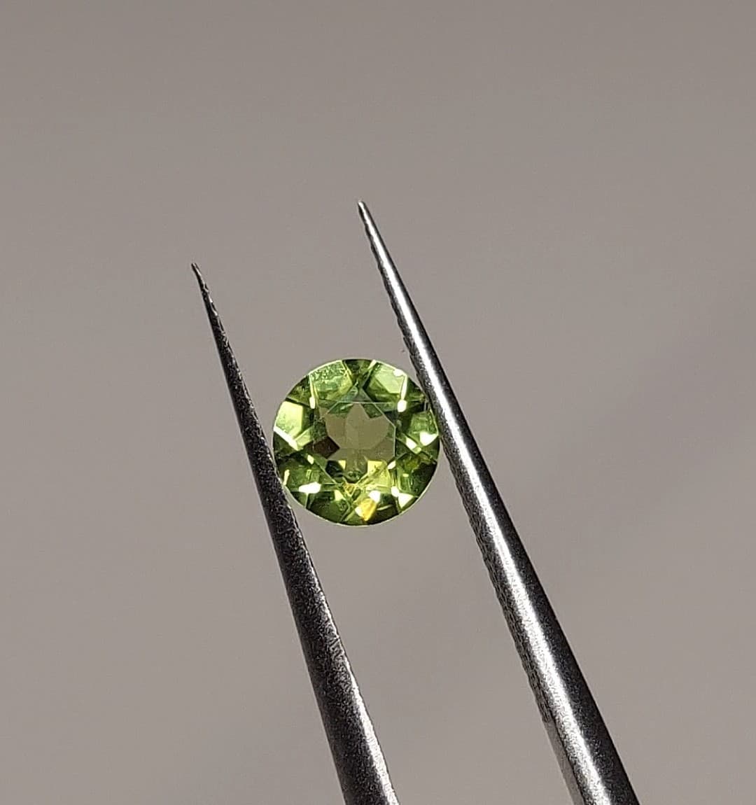 Péridot d'Exception, 0.20-4 ct · Non traitée · Vietnam, Maison Clara Rosae