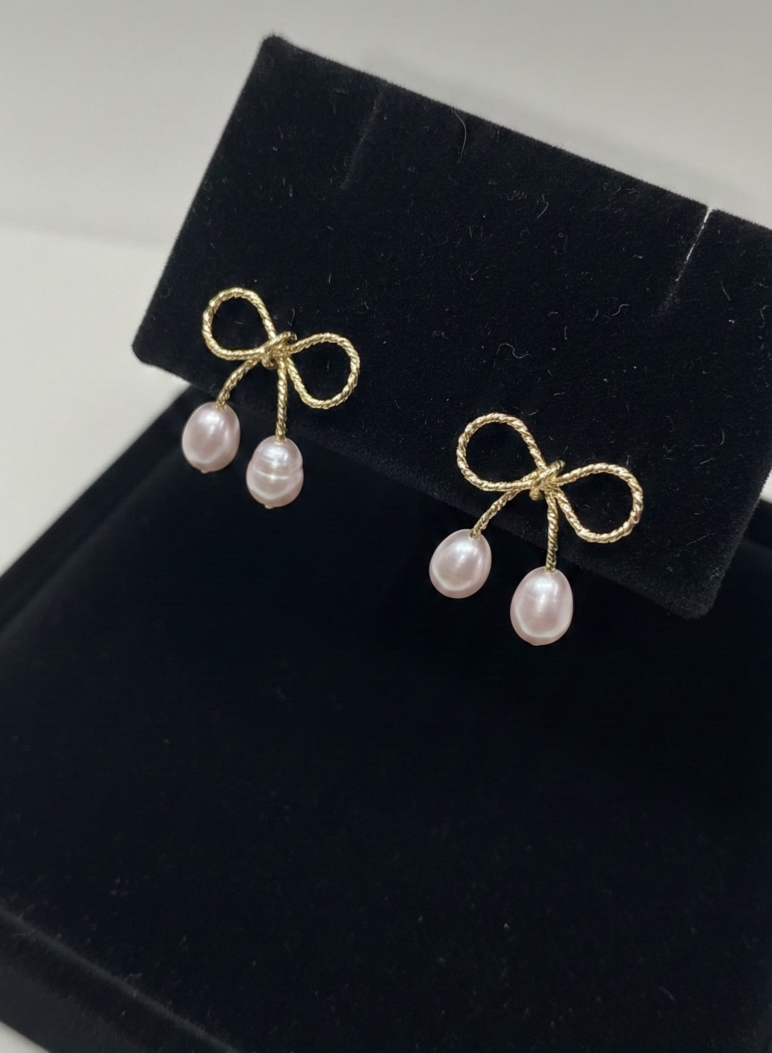 Boucles d'Oreilles Nœud Perlé, Perles de culture · Argent, Maison Clara Rosae
